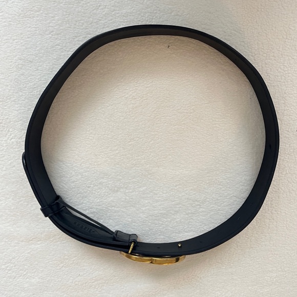 Gucci Black Leather Belt with Gold GG Buckle 😍 - Picture 6 of 9